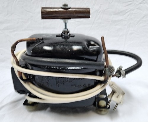 Compressore frigorifero per - frigorifero,